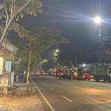Antrean Truk dan Bus Mengular di Sejumlah SPBU Bojonegoro
