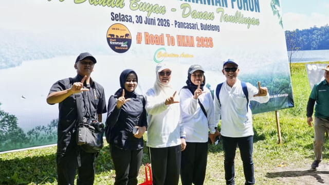 Aksi penghijauan ini sebagai bentuk komitmen ADPSI Rakernas II di Bali. Foto : dok./ Rinna H.&nbsp;