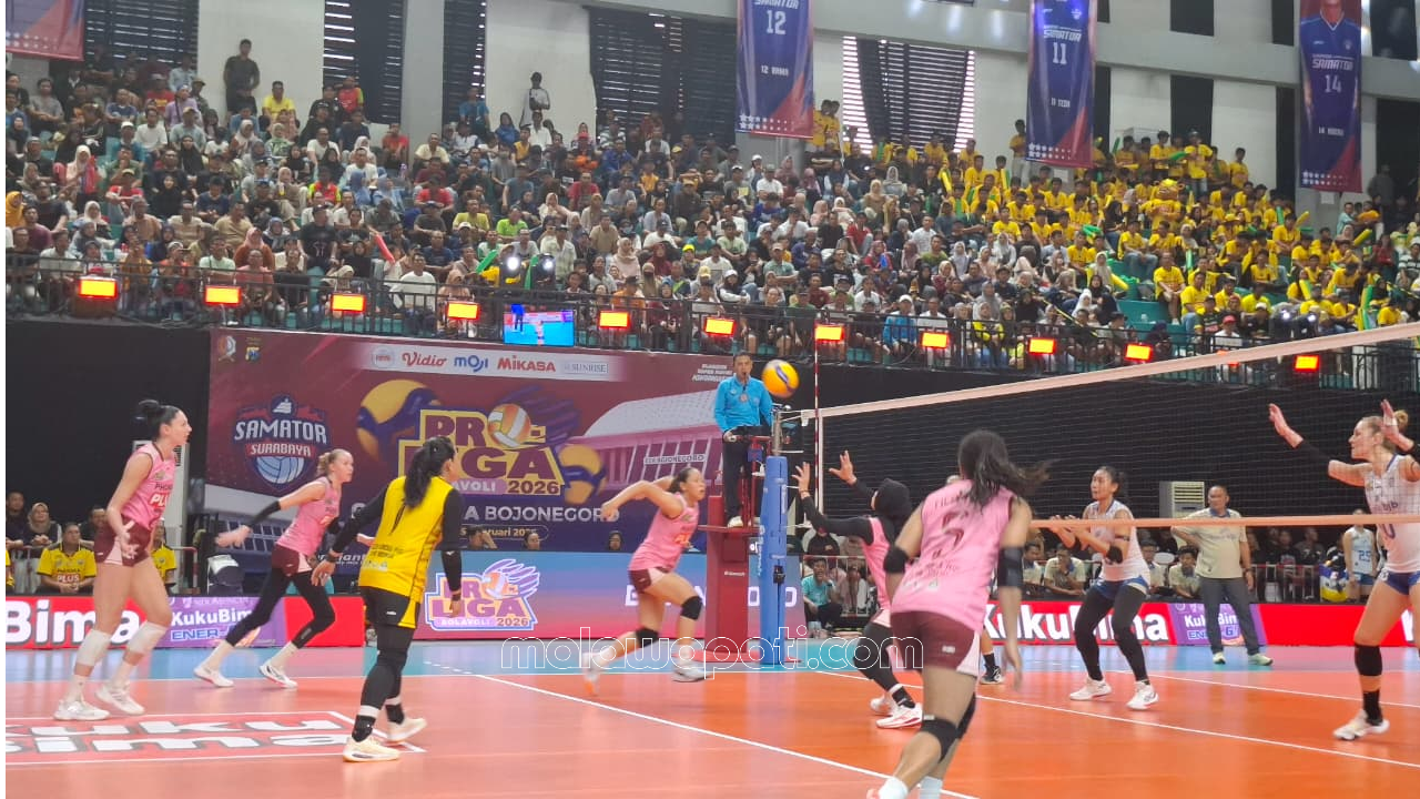 Proliga 2026 Putri di Bojonegoro, Gresik Phonska Plus Indonesia Kalahkan Bandung bjb Tandamata. Pelatih GPPI : Kondisi Panas