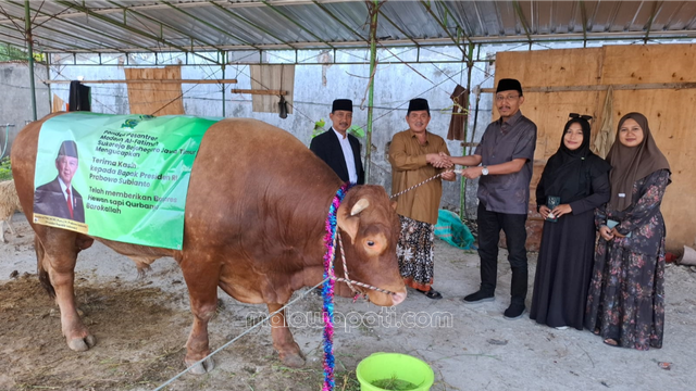 Mas Bambang 1,2 Ton Tiba di Bojonegoro, Banpres Prabowo Disalurkan Lewat Ponpes Al Fatimah