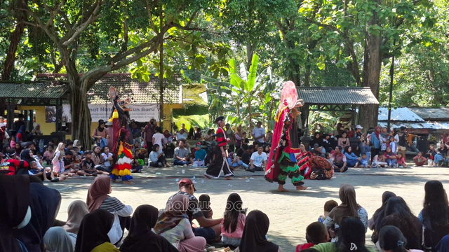 Liburan Natal di Khayangan Api Diramaikan Pertunjukkan Reog Khas Bojonegoro