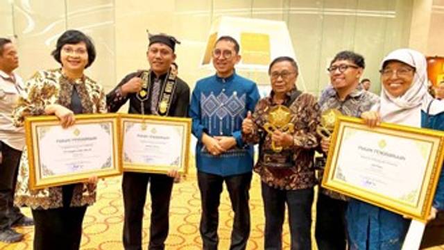 Anugerah Kebudayaan Indonesia 2025, Bambang Sutrisno Penerus Ajaran Samin Surosentiko di Bojonegoro Terima Penghargaan