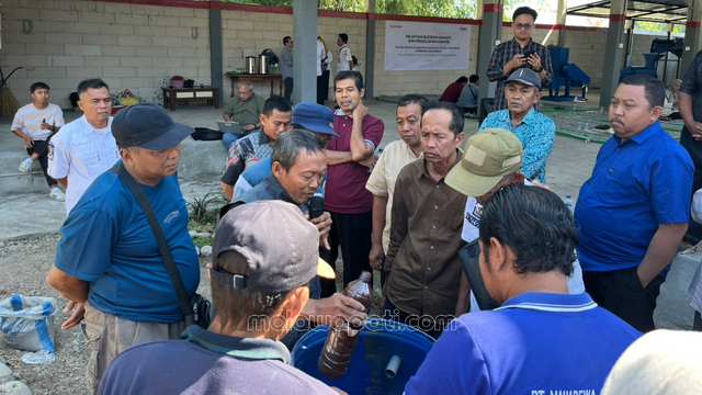 Peserta serius mengikuti pelatihan&nbsp;Pelatihan Budidaya Magot dan Pengolahan Kompos. Foto : dok./ Rinna H.