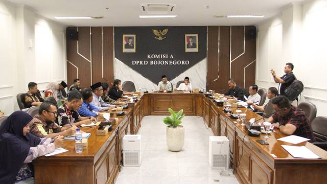 Perseteruan Lahan RPH Banjarsari Memanas di Komisi A DPRD Bojonegoro, Muncul Dua Sertifikat Berbeda